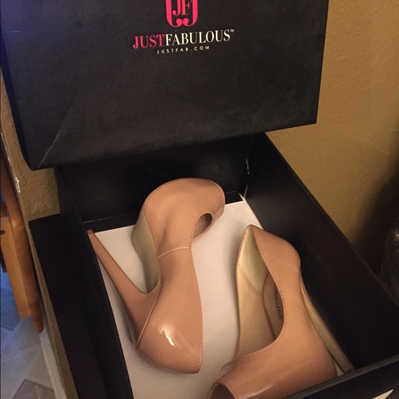 High Heels 👠 - Picture 7 of 8